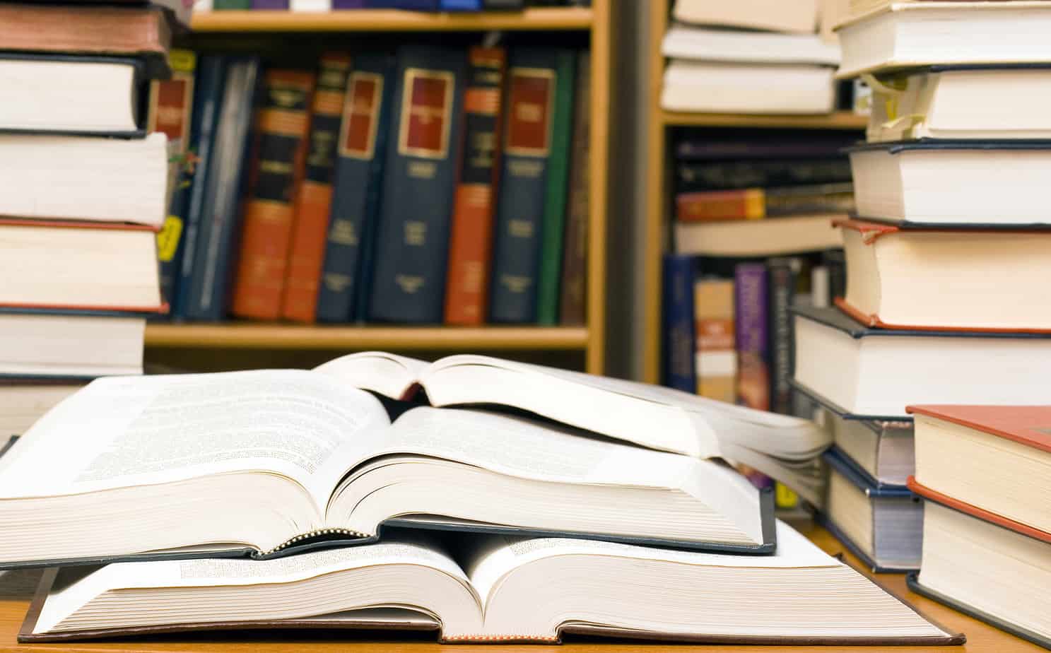 Закон книга картинка
