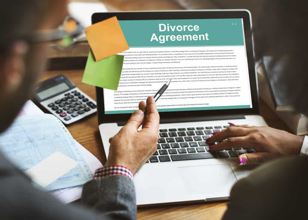 Divorce Agreement Decree Document Break up Concept