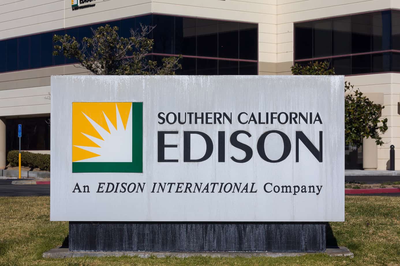 Investigation Finds Southern California Edison To Blame For Starting investigation-finds-southern-california-edison-to-blame-for-starting