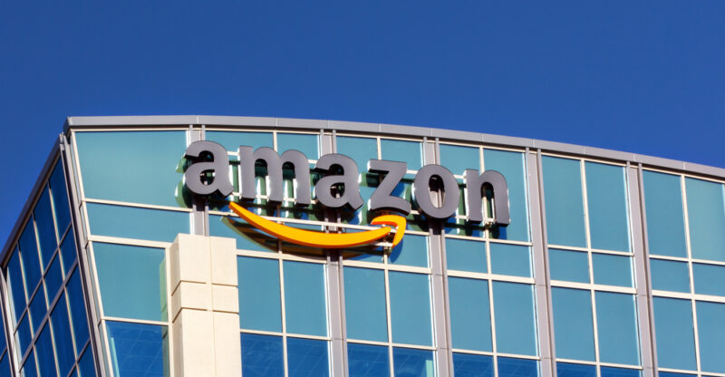 9 Most Famous Court Cases Against The eCommerce Giant Amazon