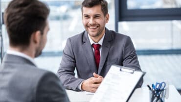 Ace That Interview And Get Your Dream Legal Job – A Guide for Lawyers