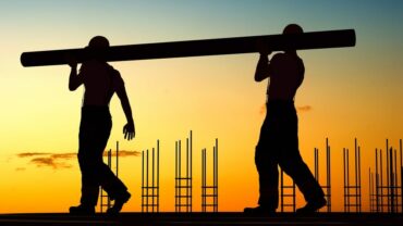 Navigating Mesothelioma and Asbestos Lawsuits: Finding the Right Asbestos Lawyer