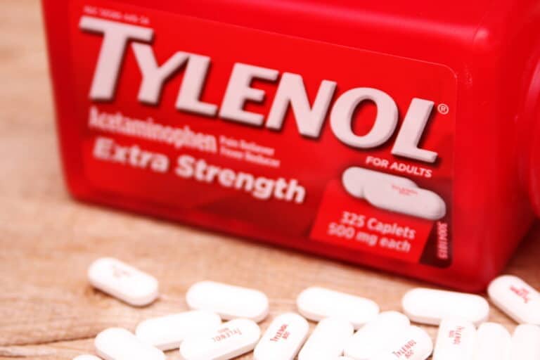 Tylenol Extra Strength acetaminophen package with white caplets